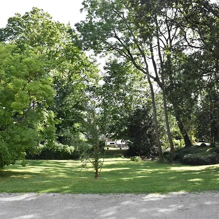 Du Parc Apartment *